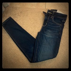 Juniors Jeans